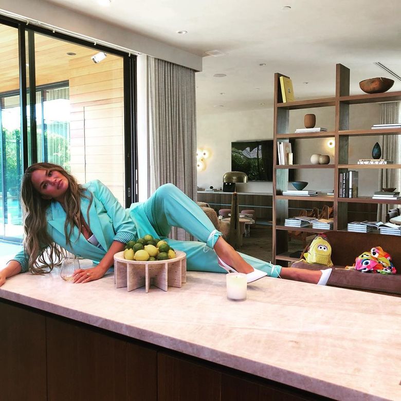  Chrissy Teigen