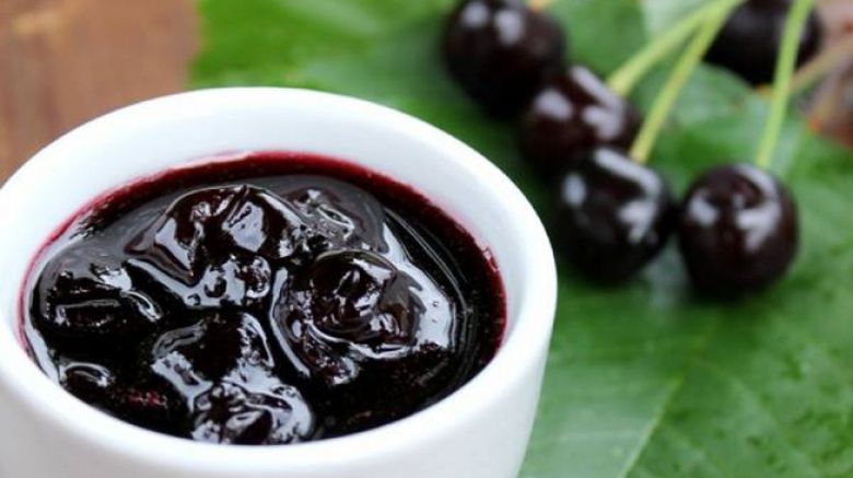 Rețetă de dulceață de cireșe amare. Mod de preparare și ingrediente Rețetă de dulceață de cireșe amare. Mod de preparare și ingrediente