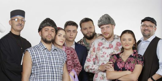 Modificare în grila Kanal D de weekend #Sâmbătă, galele “Bravo, ai stil! Celebrities” vor putea fi urmărite de la ora 20:00, urmând ca serialul de comedie “Moldovenii” să fie difuzat de la 23:00