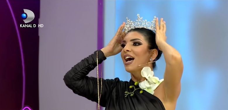 Andreea Tonciu a fost încoronată la Bravo, ai stil! Celebrities! "Am câștigat trofeul!" Andreea Tonciu a fost încoronată la Bravo, ai stil! Celebrities! "Am câștigat trofeul!"