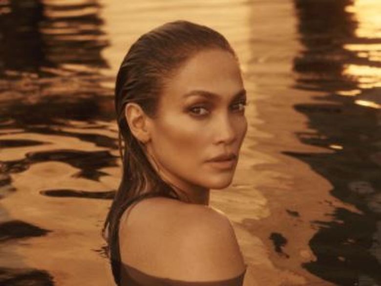 Jennifer Lopez, apariție fierbinte pe rețelele de socializare!