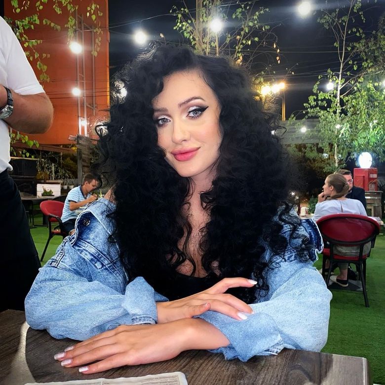 Bianca de la Puterea dragostei