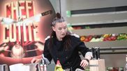 Roxana Blenche Chefi la Cuțite