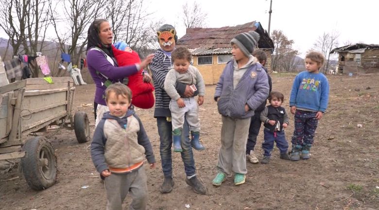 Duminica aceasta, de la ora 14:30, la “Asta-i România!” Povestea celor treisprezece copilași care luptă pentru supraviețuire