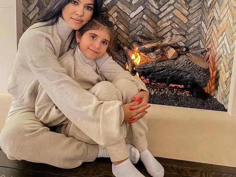 Kourtney Kardashian insarcinata Kourtney Kardashian