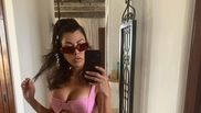 kourtney kardashian poze gravida