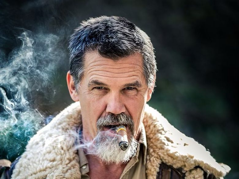 Josh Brolin a devenit tatic