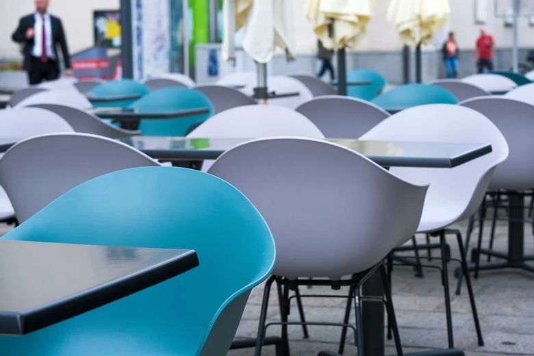 numărul cazurilor de COVID-19 a scăzut în Iași coronavirus iasi se redeschid cafenele