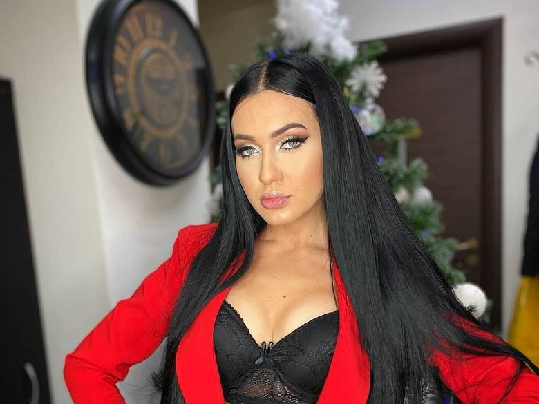 bianca comanici cadouri admirator secret