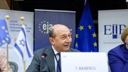 traian basescu despre redeschiderea scolilor