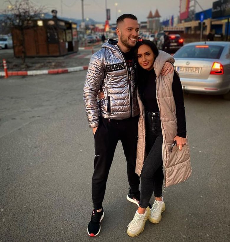 ella si livian puterea dragostei