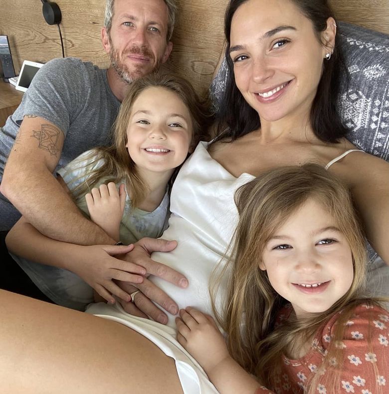 Gal Gadot va deveni mămică pentru a treia oară gal gadot gravida a treia oara