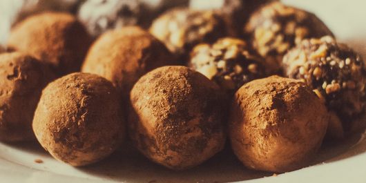 Cum să faci trufe din biscuiți Oreo! Avem pentru tine o reteta simpla si delicioasa.