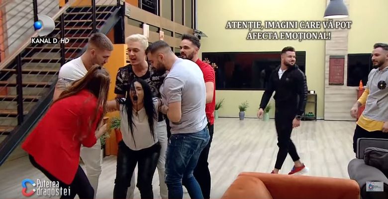 Scene că în filmele de groază între Andrada și Adriana de la Puterea Dragostei Youtube puterea dragostei - Gala puterea dragostei de azi - Favoriti puterea dragostei azi - Sondaj puterea dragostei - puterea dragostei 14 martie - Votez puterea dragostei ro - puterea dragostei