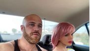 Yuri Tolochko, culturistul din Kazakhstan a divorțat de Margo, păpușa lui gonflabilă!