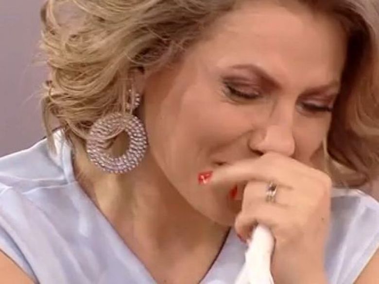 mirela vaida atacata in direct