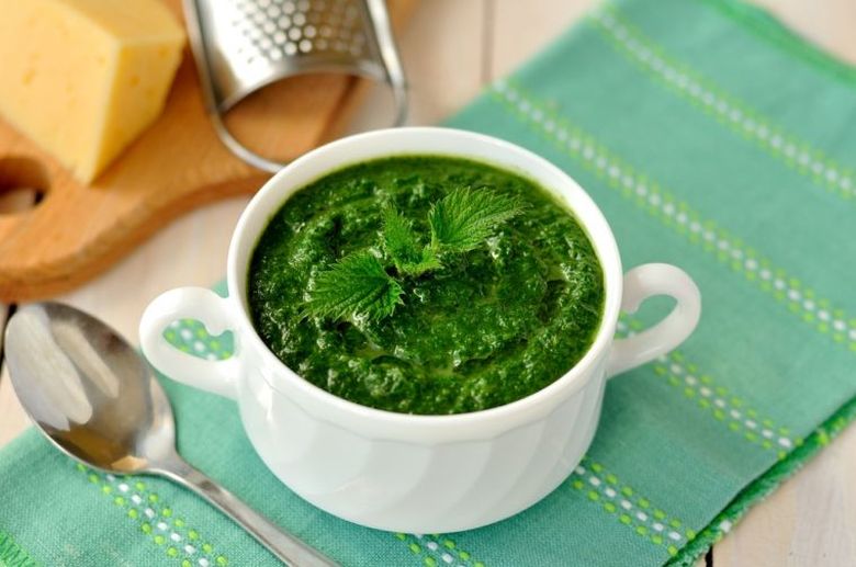 Urzici cu usturoi, o rețetă tradițională delicioasă! reteta urzici cu usturoi