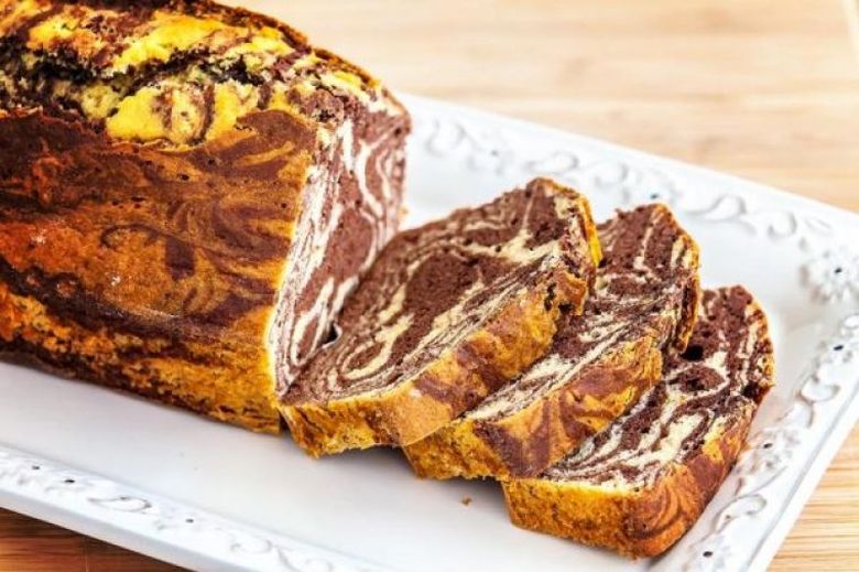 Cum să prepari un Chec Pufos, ca la mama acasă! Un desert simplu și delicios reteta chec pufos