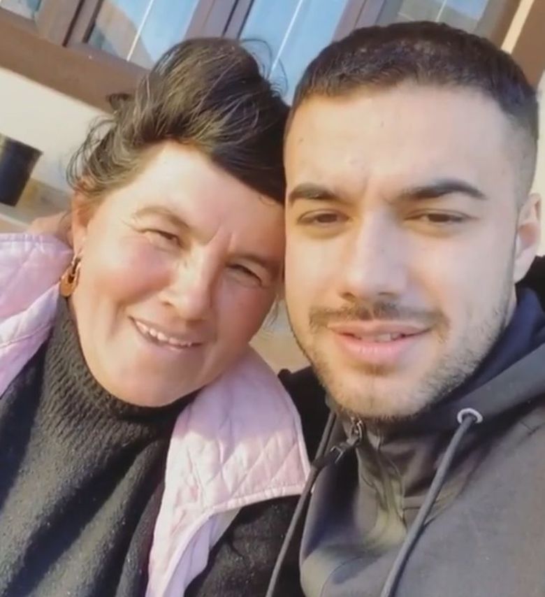 Culiţă Sterp îşi adoră mama
