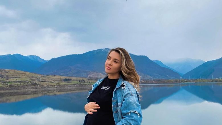 Daniela Iliescu și-a arătat burtica de gravidă pe rețelele de socializare daniela iliescu poze inedite