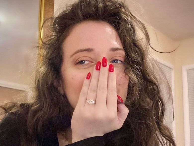 Kat Dennings și Andrew WK s-au logodit la scurt timp după ce și-au făcut publică relația kat dennings si andrew wk