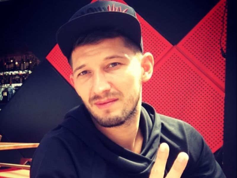 mihai costea relatie