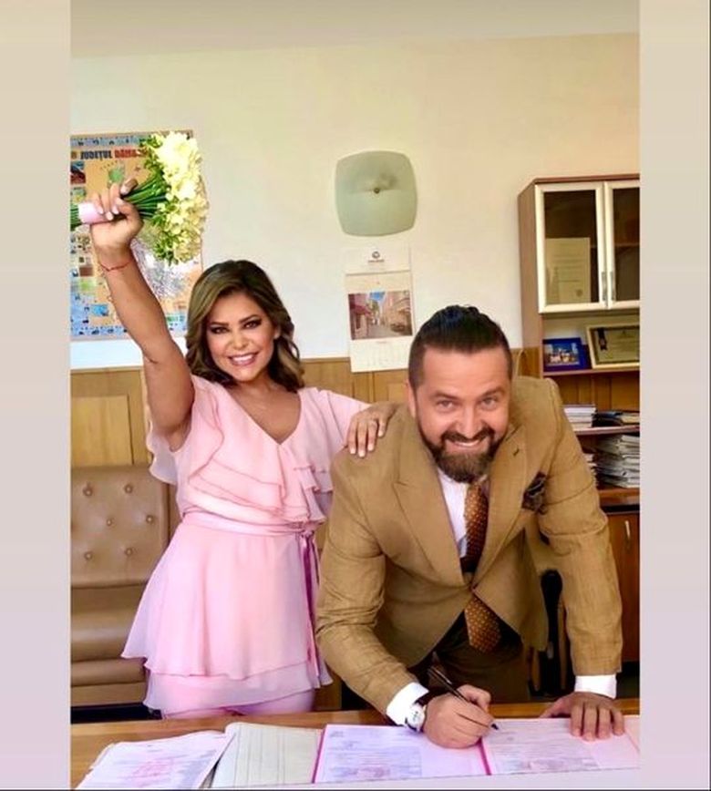 Miki de la K-pital s-a căsătorit după 19 ani de relație! „L-am convins să spună „Da”!