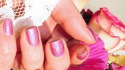 manichiura unghii roz