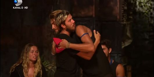 Alex Velea, mesaj pentru Sebastian Chitoșcă după eliminarea de la Survivor România. Cum s-a fotografiat Faimosul la câteva ore după ce a părăsit competiția?