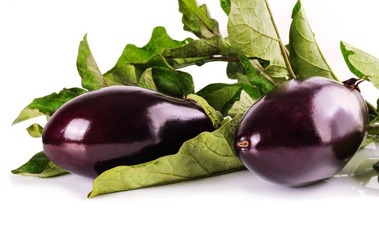 4 rețete de salată de vinete pe care să le încerci