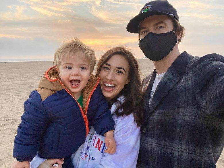 Colleen Ballinger  este însărcinată! Vedeta va avea gemeni