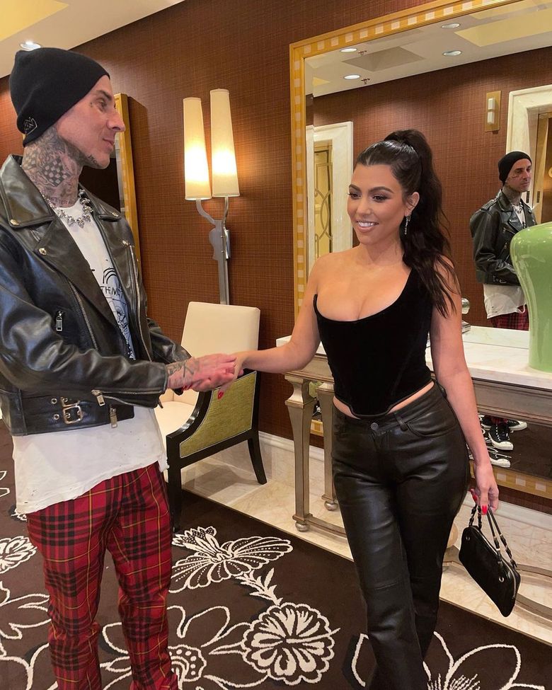 kourtney kardashian relatie
