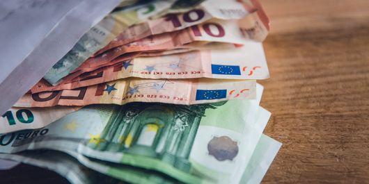 || EXPRIMARE SENTIMENTE || Horoscop SĂGETĂTOR august 2021. Nativii zodiei Săgetător pot primi bani împrumutaţi în trecut!