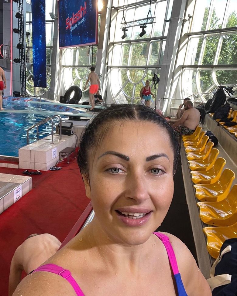 gabriela cristea a plecat de acasa