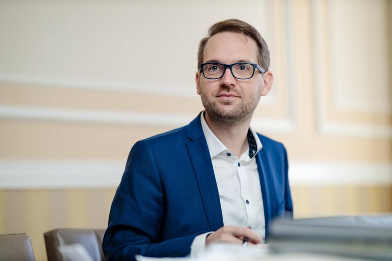 Cine este iubita lui Dominic Samuel Fritz, primarul Timișoarei. Tânăra este diplomată în cadrul ONU Cine este iubita lui Dominic Samuel Fritz, primarul Timișoarei. Tânăra este diplomată în cadrul ONU