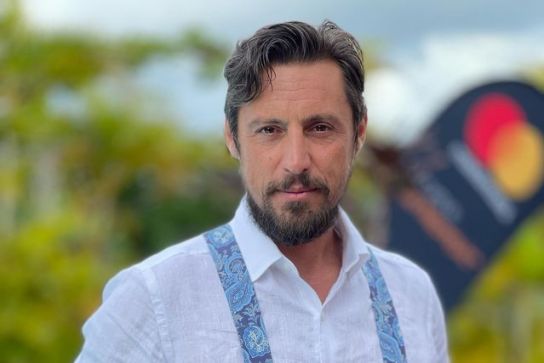 Daniel Pavel, prezentatorul Survivor Romania, s-a despărțit de iubită, după ce i-a oferit inelul