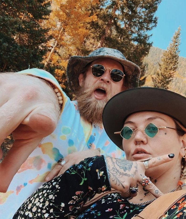 Elle King și Dan Tooker