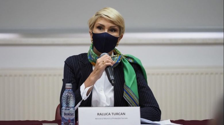 Raluca Turcan, ministrul Muncii