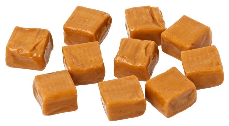 Cum se face sosul de caramel. Îl poți folosi la orice prăjitură