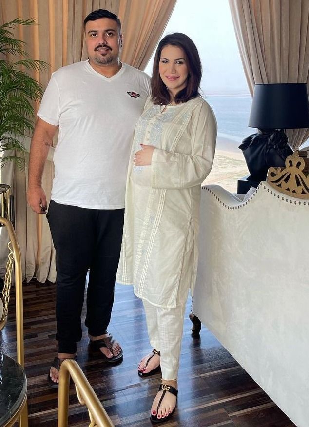  Ghana Ali va deveni mămică pentru prima dată!