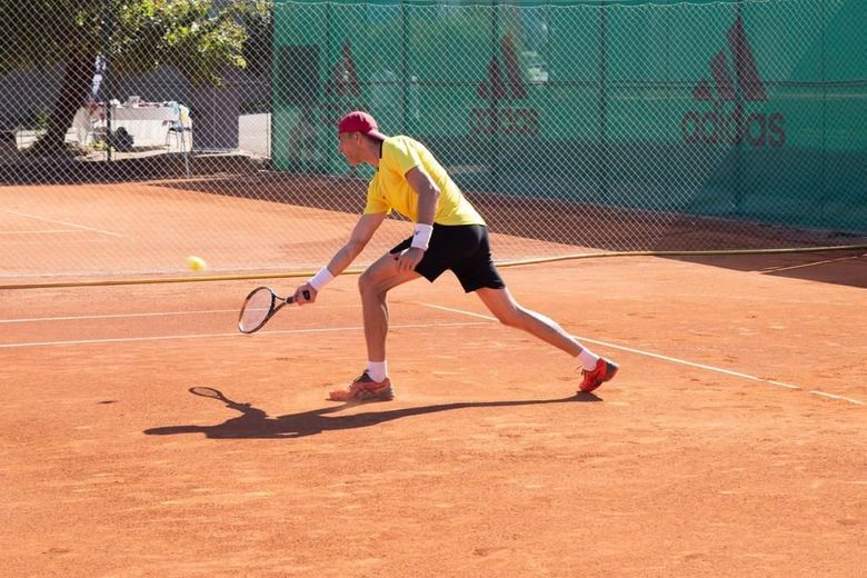 Cosmin Cernat, tenis pentru o cauza nobila Cosmin Cernat, tenis pentru o cauza nobila