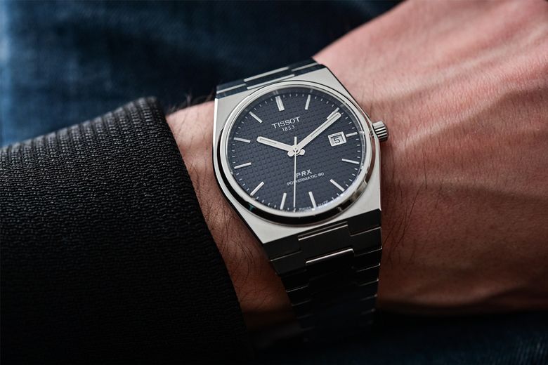 Un ceas achiziționat din reprezentanta Tissot este cadoul perfect!