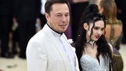 Elon Musk şi cântăreaţa Grimes s-au despărțit