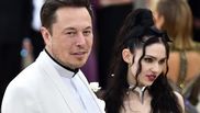 Elon Musk şi cântăreaţa Grimes s-au despărțit