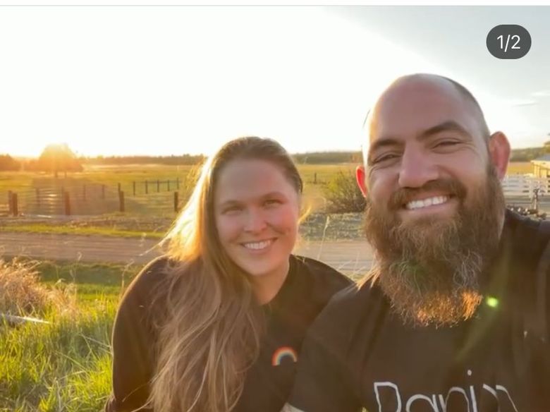 Ronda Rousey și Travis Browne au devenit părinți! Ronda Rousey și Travis Browne au devenit părinți!