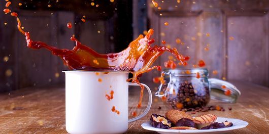 Cum se scot petele de CAFEA de pe hainele preferate