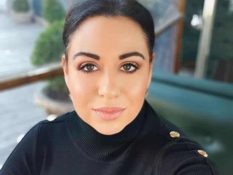 Oana Roman, mesaj emoționant de la cimitir! Oana Roman, mesaj emoționant de la cimitir!