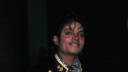 Cate operatii a avut Michael Jackson