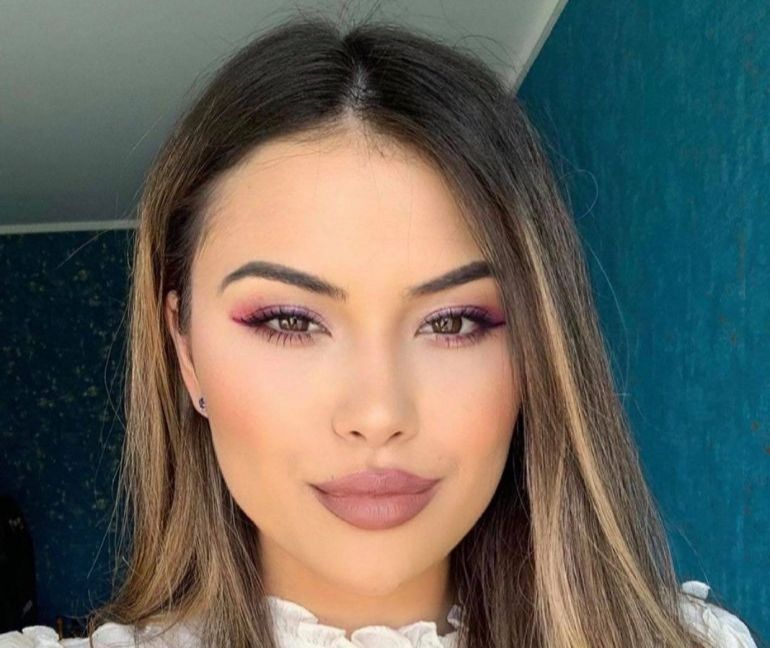 alexandra-1-crop-1635099647.jpg