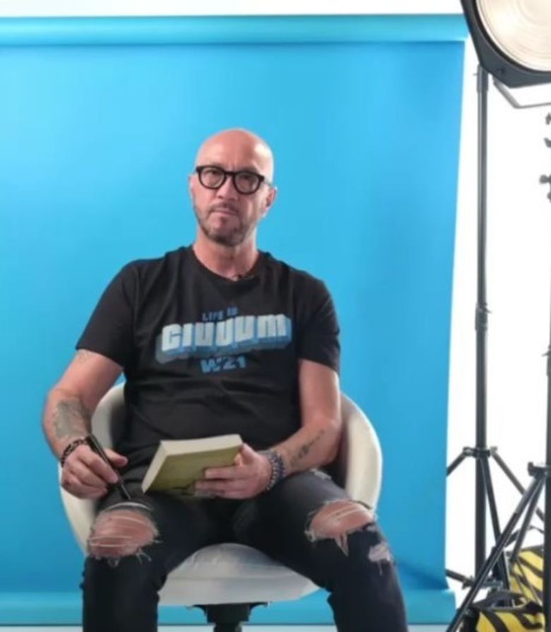 Walter Zenga se iubește cu o tânără româncă!